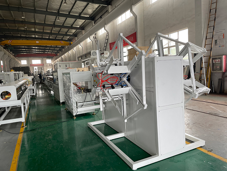 HDPE20-63盤(pán)管擠出生產(chǎn)線 塑料管材生產(chǎn)設(shè)備 擠出設(shè)備 張家港管材擠出機(jī)